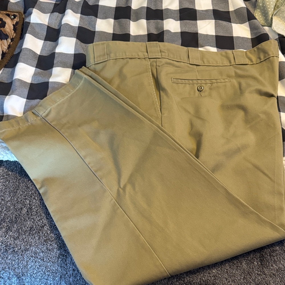 Dickies Men's Khaki Chinos